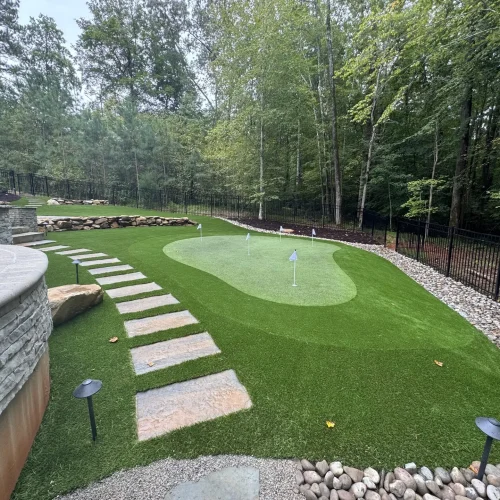 Artificial Turf Backyard Putting Greens in Memphis